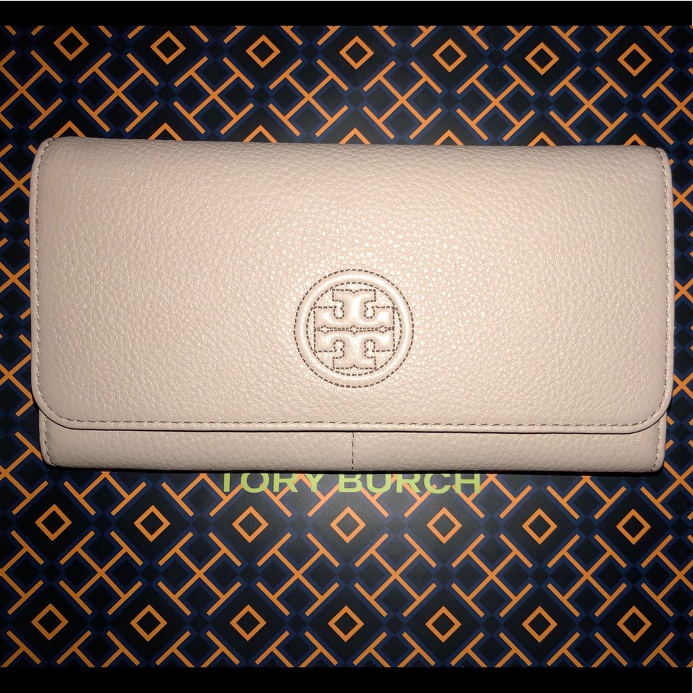 Tory Burch Envelope Wallet